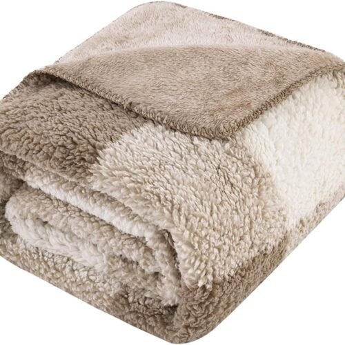 Checkered Fleece Throw Blanket for Couch Bed Pets